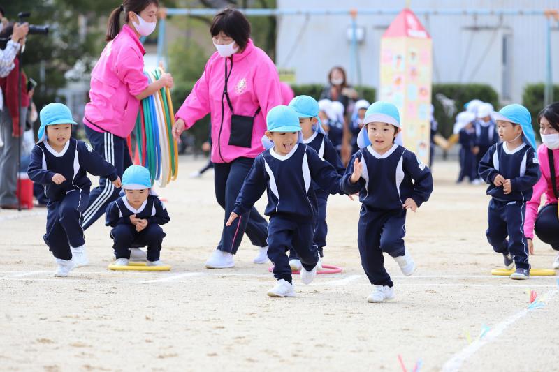 年少かけっこ　一生懸命走りましたね