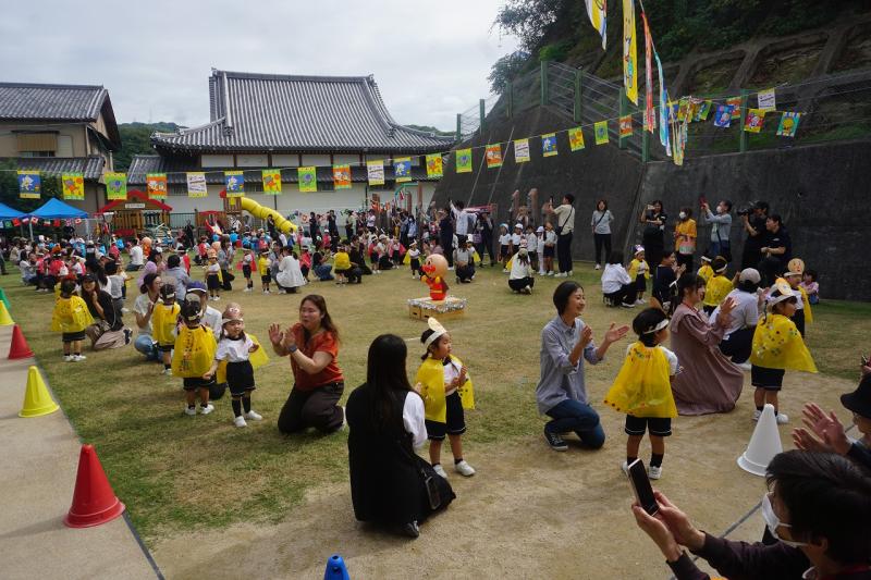 親子遊戯　♪アンパンマン体操