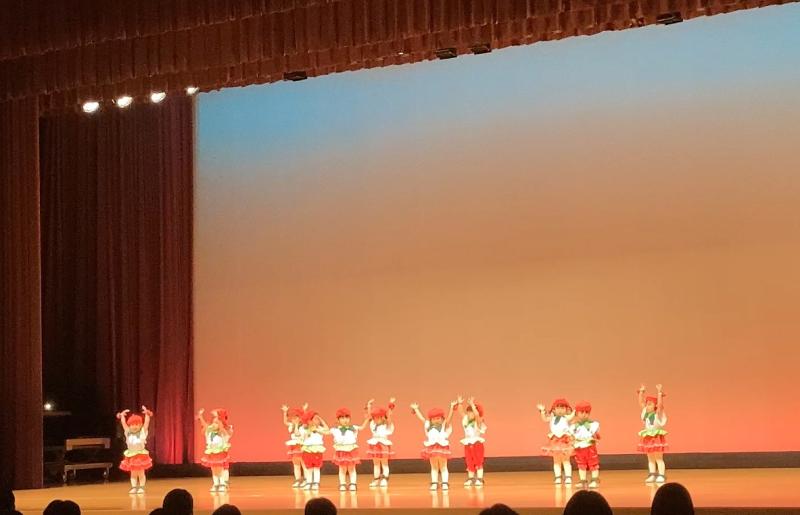 たんぽぽ組　♪かわいいさくらんぼ