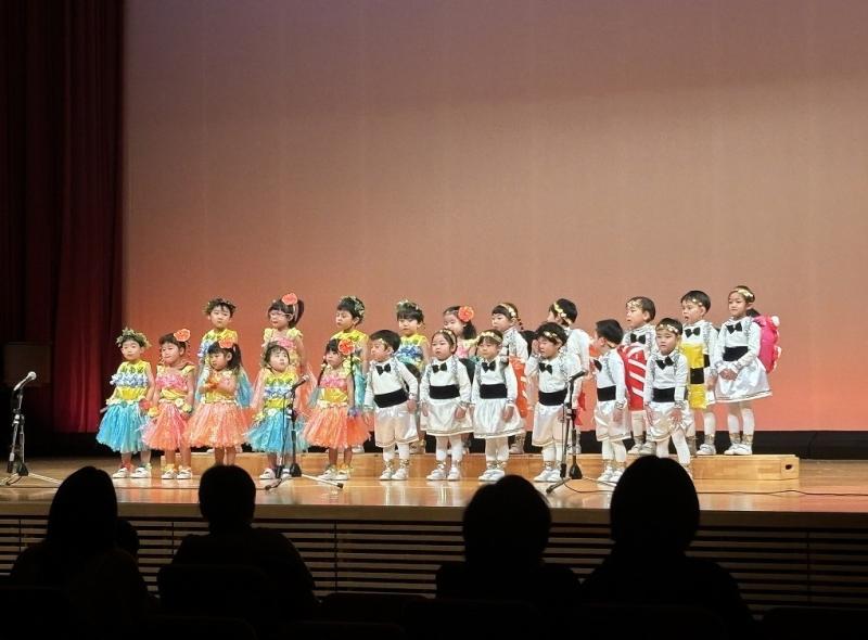 すみれ組♪かわいいかくれんぼ