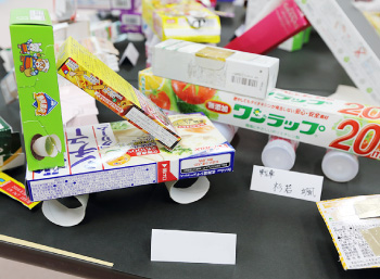 空き箱を利用した作品